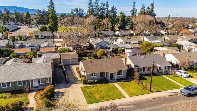920 Blossom Drive, Santa Clara, CA 95050