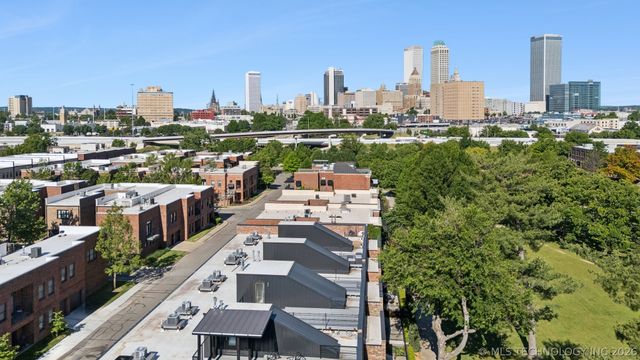 1137 E 7th Street B, Tulsa, OK 74120