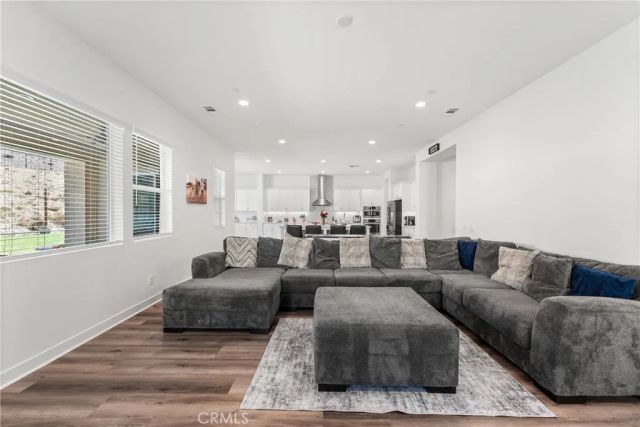 39350 Stallion, Palmdale, CA 93551
