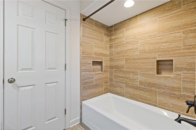 5173 Sandlewood Court, Marietta, GA 30068