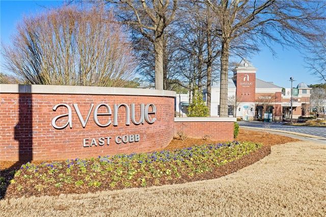 5173 Sandlewood Court, Marietta, GA 30068