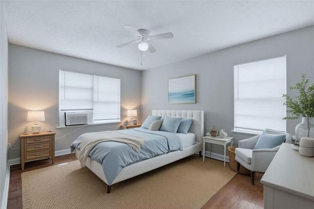 1028 5th Avenue N, Texas City, TX 77590