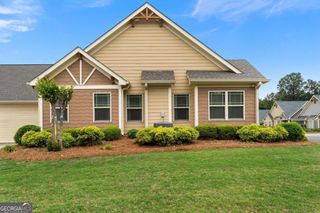 6 William Drive NE 47, White, GA 30184