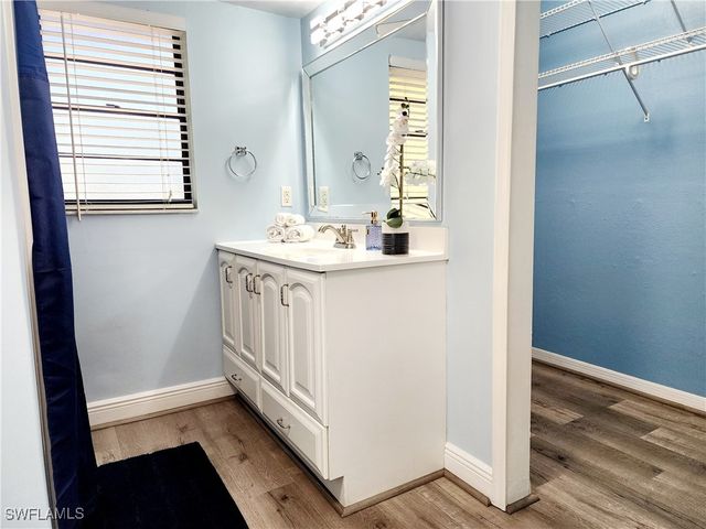 1512 SE 17th TER, Cape Coral, FL 33990