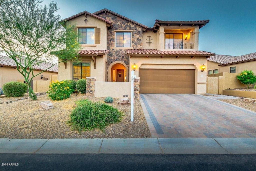8536 E Kael Street, Mesa, AZ 85207