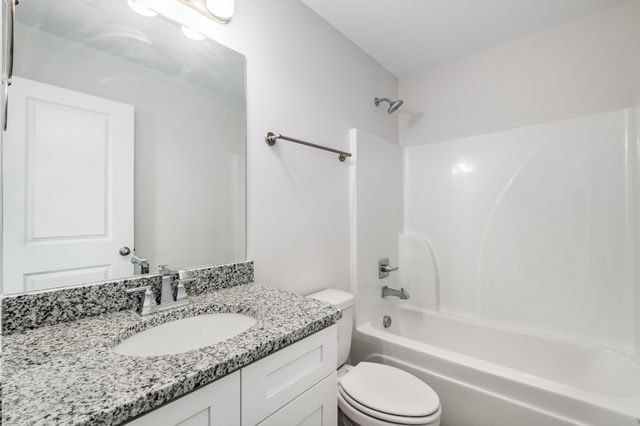 347 Kristen Ct, Columbia, TN 38401