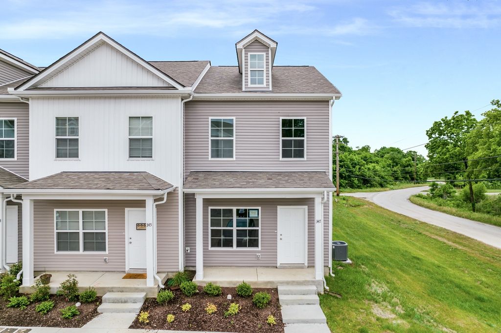 347 Kristen Ct, Columbia, TN 38401