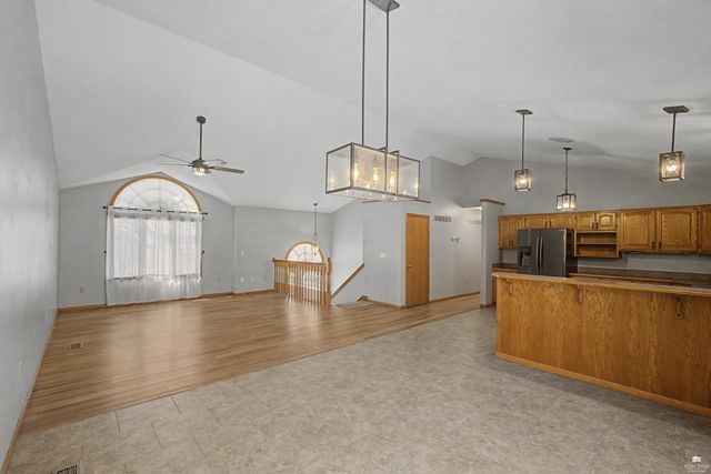 1024 Connecticut Avenue, Manhattan, KS 66502