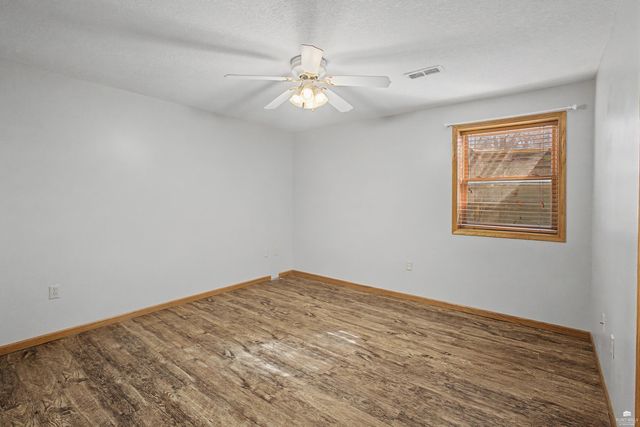 1024 Connecticut Avenue, Manhattan, KS 66502