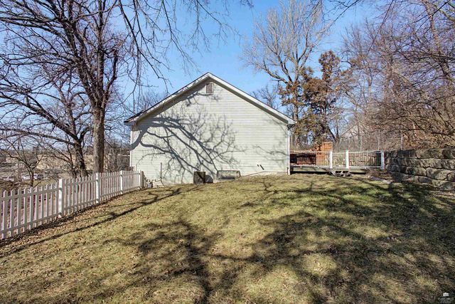 1024 Connecticut Avenue, Manhattan, KS 66502