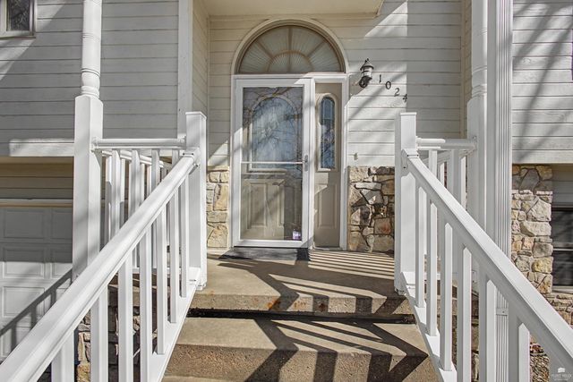 1024 Connecticut Avenue, Manhattan, KS 66502