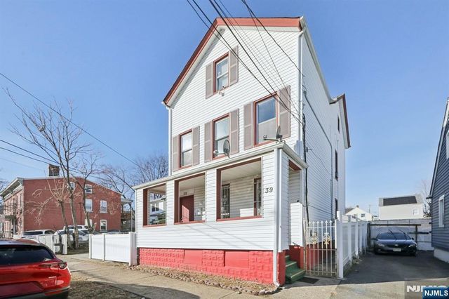 39 Thomas Street, Paterson, NJ 07503