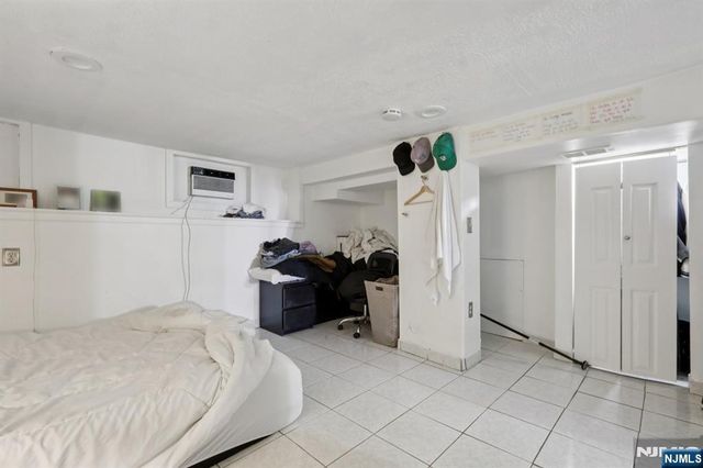 39 Thomas Street, Paterson, NJ 07503