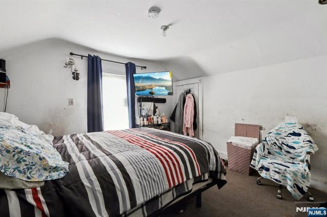 39 Thomas Street, Paterson, NJ 07503