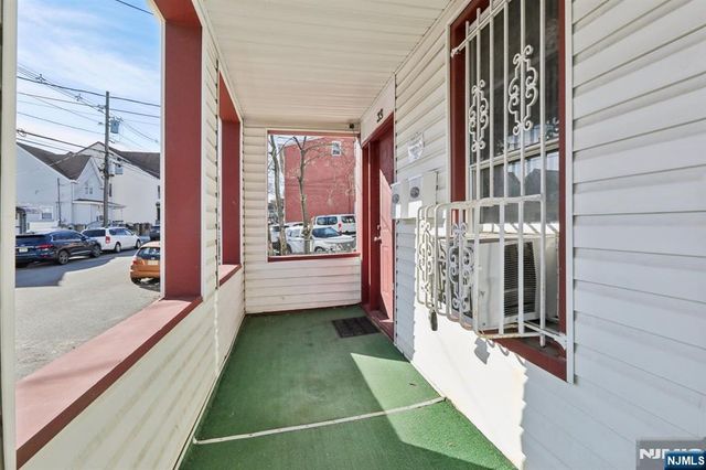 39 Thomas Street, Paterson, NJ 07503