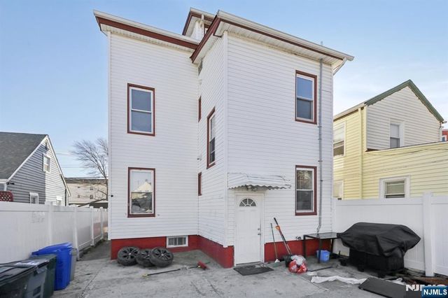 39 Thomas Street, Paterson, NJ 07503