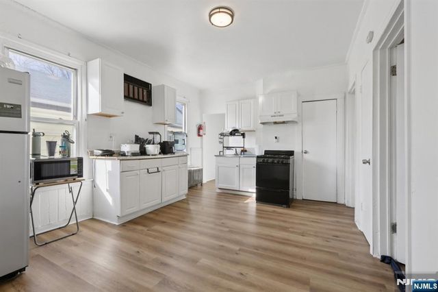 39 Thomas Street, Paterson, NJ 07503