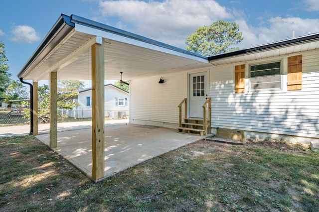 530 N Main St, Loretto, TN 38469