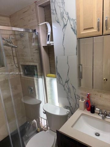 6270 NW 18th St, Sunrise, FL 33313