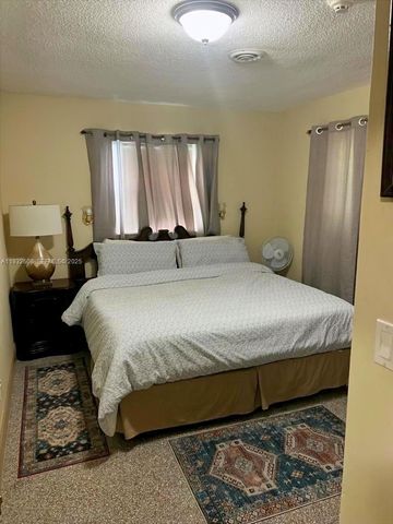 6270 NW 18th St, Sunrise, FL 33313