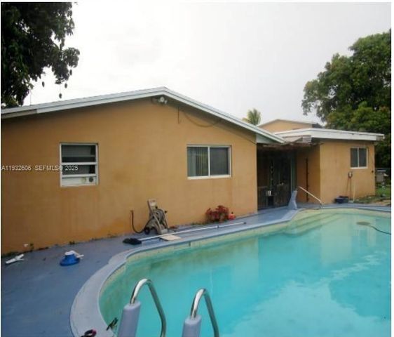 6270 NW 18th St, Sunrise, FL 33313