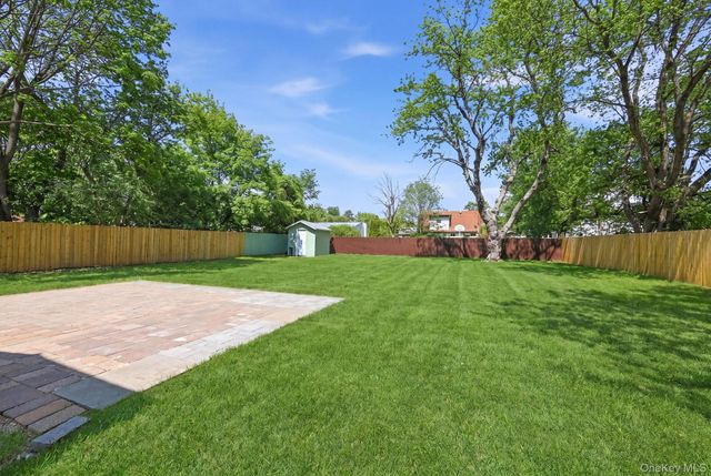 25 Montgomery Street, Brentwood, NY 11717