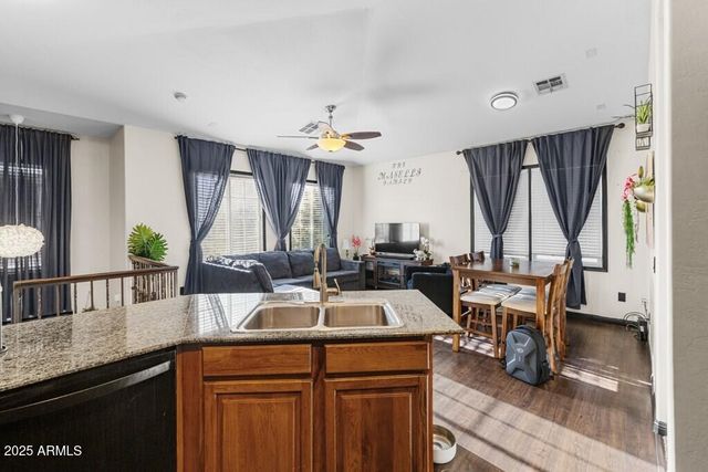 4243 E JASPER Drive, Gilbert, AZ 85296