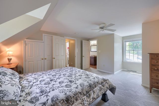 322 POWELL DR, Lancaster, PA 17601