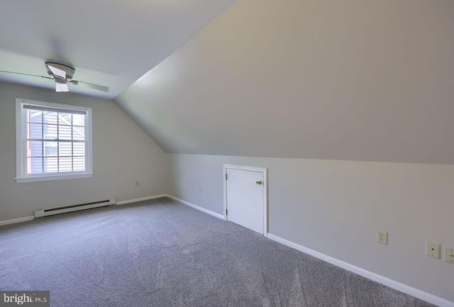 322 POWELL DR, Lancaster, PA 17601
