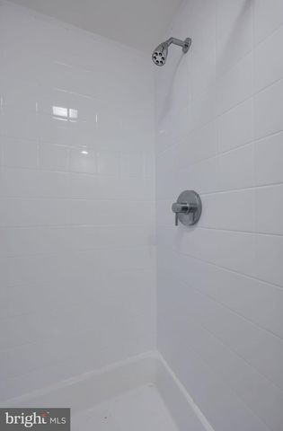 322 POWELL DR, Lancaster, PA 17601