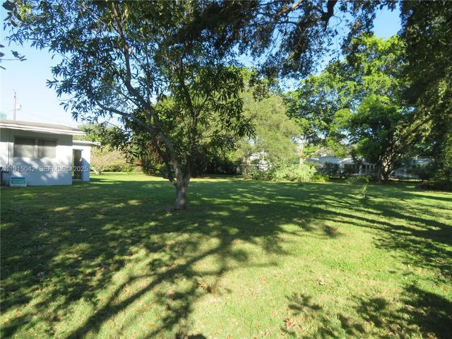 7955 SW 131st Street, Pinecrest, FL 33156