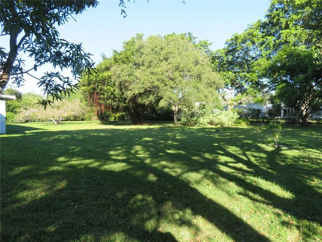 7955 SW 131st Street, Pinecrest, FL 33156