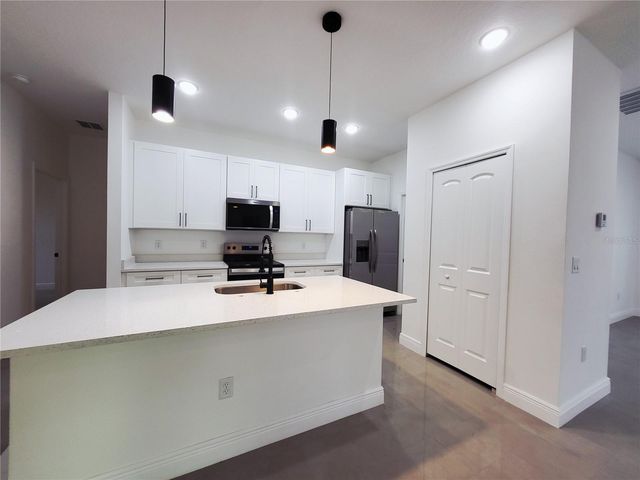 1620 WELLAND STREET SE, Palm Bay, FL 32909