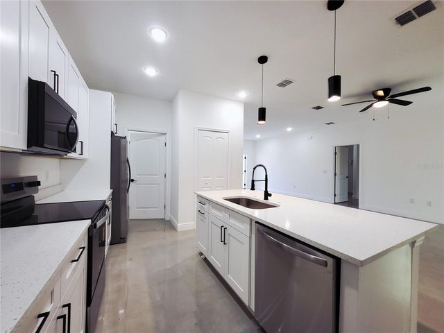 1620 WELLAND STREET SE, Palm Bay, FL 32909