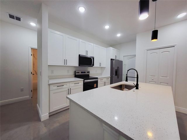 1620 WELLAND STREET SE, Palm Bay, FL 32909