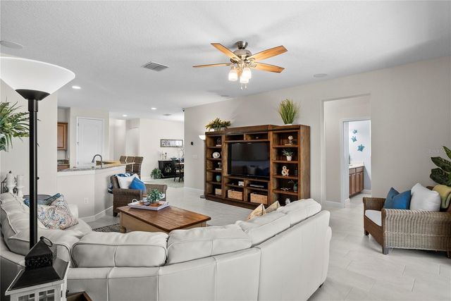 1389 DOLPHIN HEAD STREET, Champions Gate, FL 33896