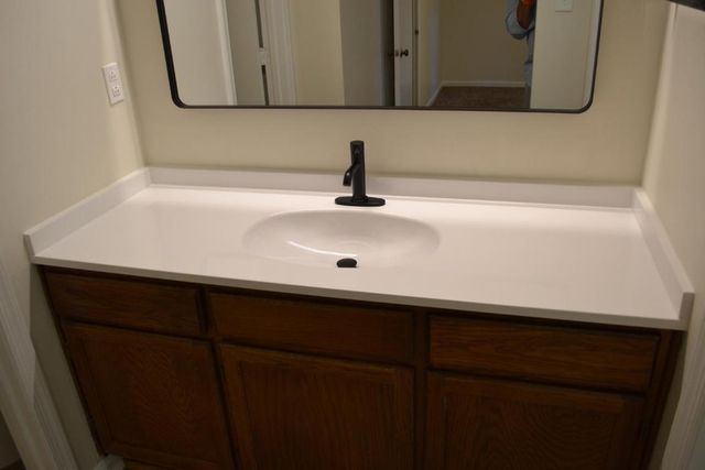 4018 The Oaks Drive, Raleigh, NC 27606