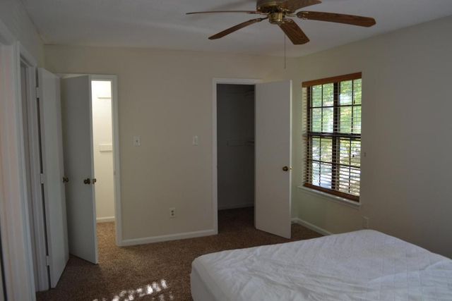 4018 The Oaks Drive, Raleigh, NC 27606