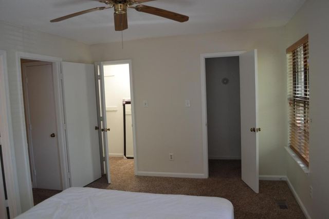 4018 The Oaks Drive, Raleigh, NC 27606