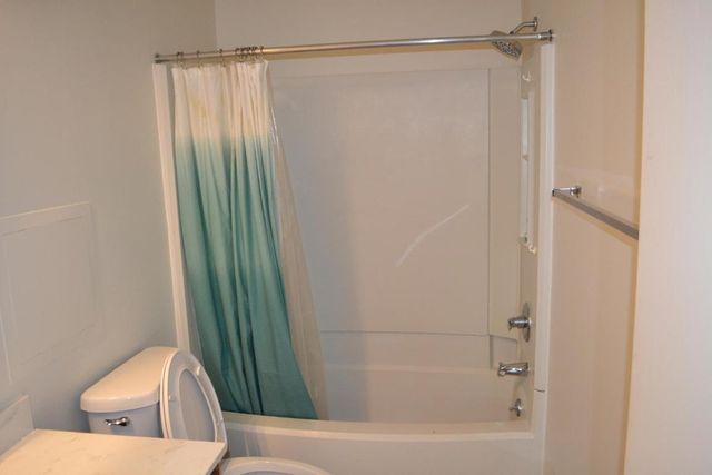 4018 The Oaks Drive, Raleigh, NC 27606