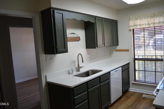 4018 The Oaks Drive, Raleigh, NC 27606