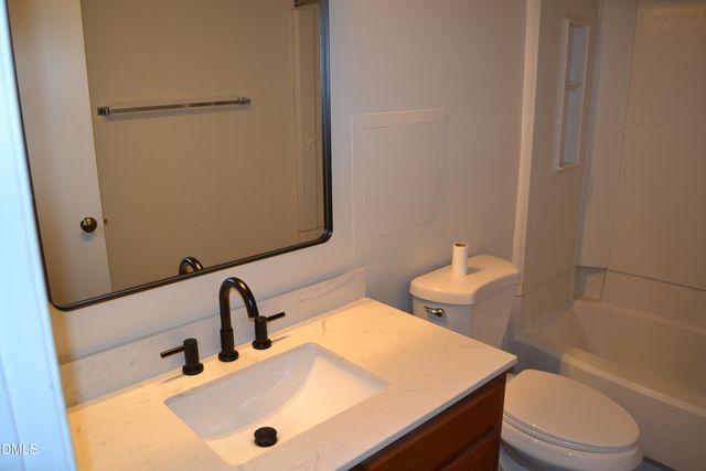 4018 The Oaks Drive, Raleigh, NC 27606