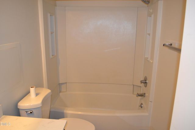 4018 The Oaks Drive, Raleigh, NC 27606