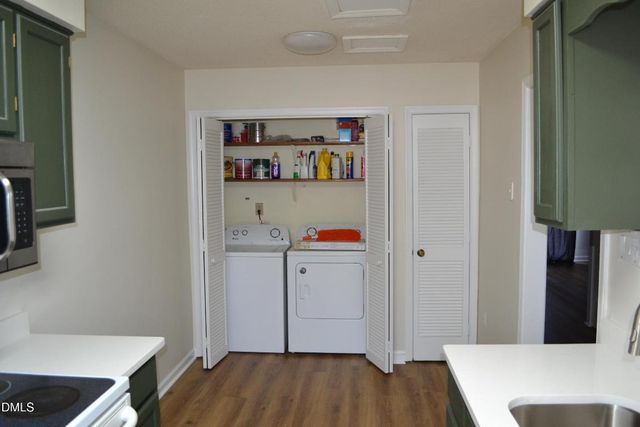 4018 The Oaks Drive, Raleigh, NC 27606