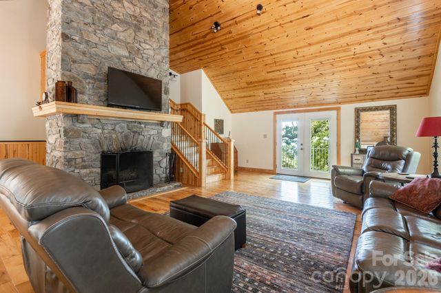 219 Echo Mountain View Road, Fairview, NC 28730
