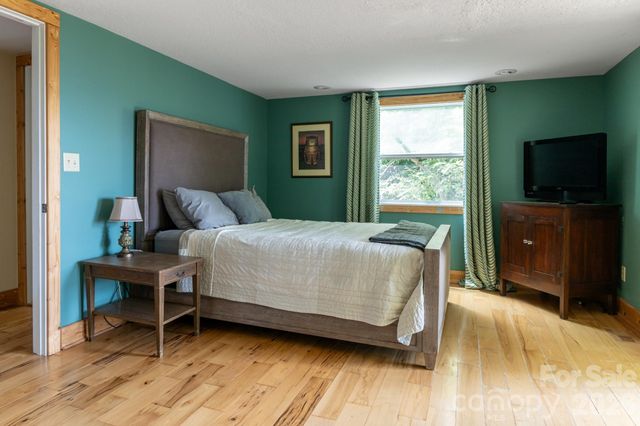 219 Echo Mountain View Road, Fairview, NC 28730