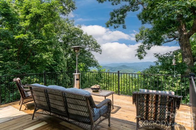 219 Echo Mountain View Road, Fairview, NC 28730