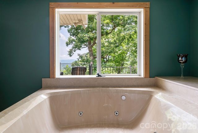 219 Echo Mountain View Road, Fairview, NC 28730