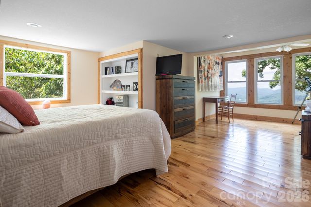 219 Echo Mountain View Road, Fairview, NC 28730