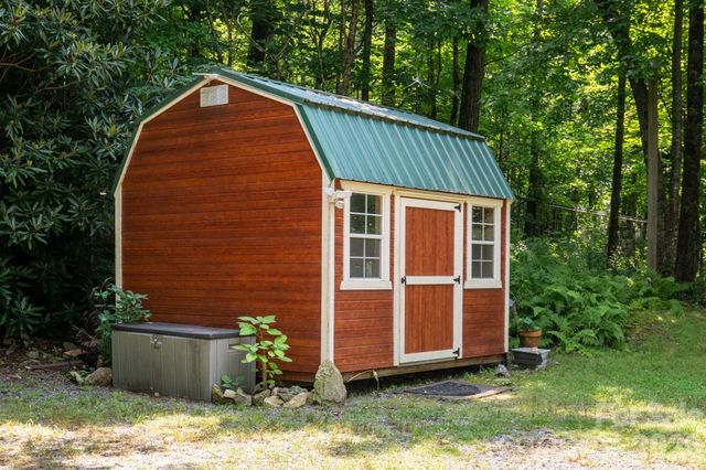 219 Echo Mountain View Road, Fairview, NC 28730